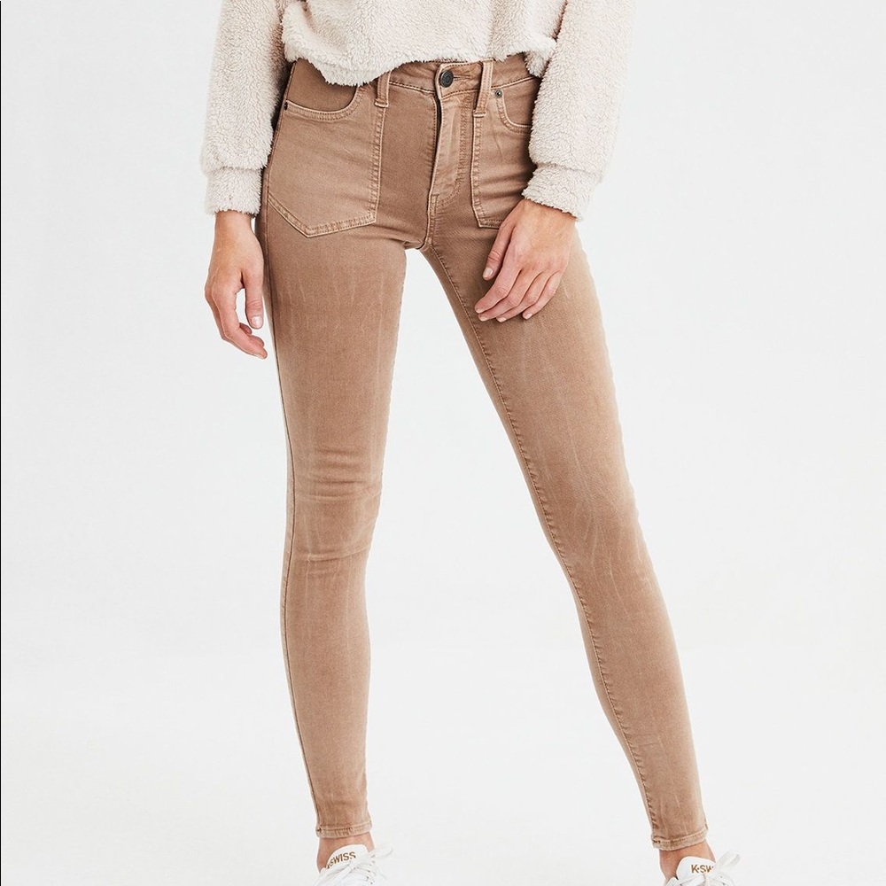 American Eagle Tan Hi-Rise Jegging Crop